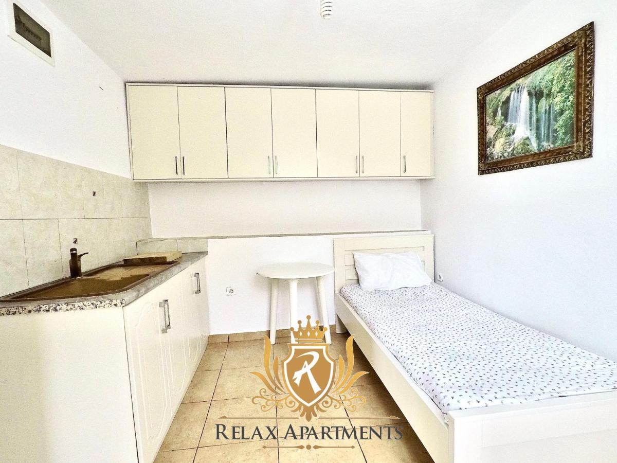 Paradise Palm Beach Apartment In Saranda Dış mekan fotoğraf