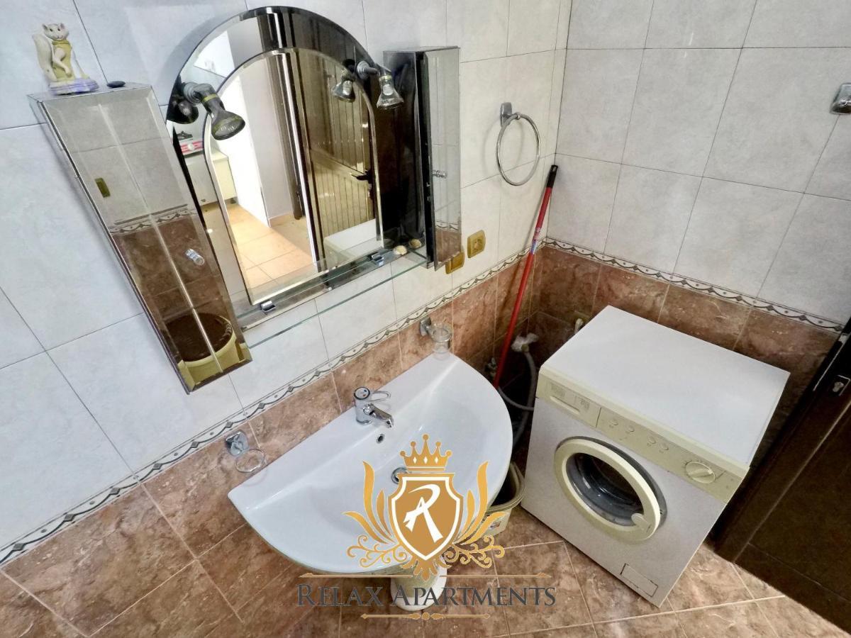 Paradise Palm Beach Apartment In Saranda Dış mekan fotoğraf